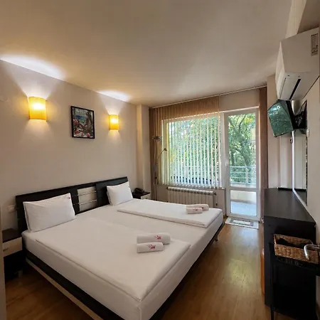 Avis 3* 산단스키